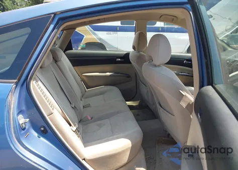 2004 Toyota Prius from USA, damaged, VIN JTDKB20U940076145